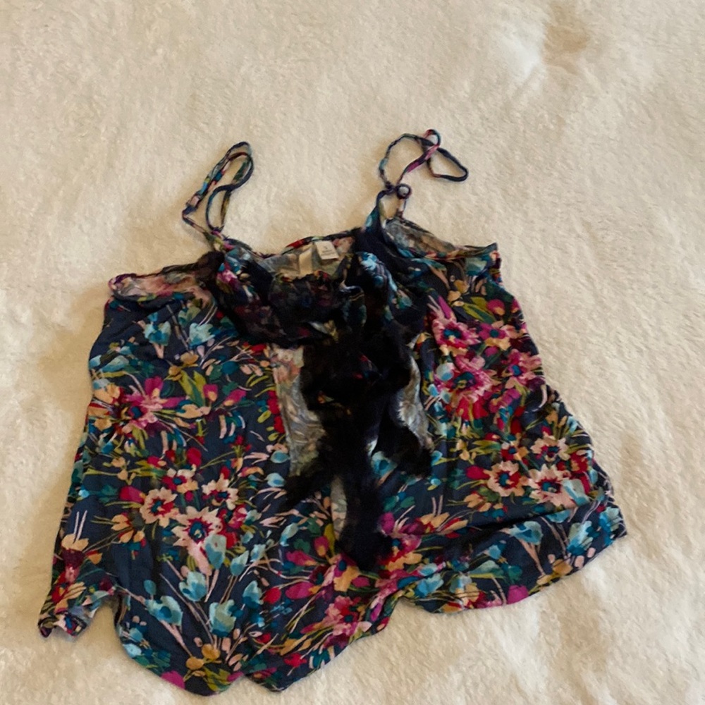 Lauren Conrad Sleeveless blouse